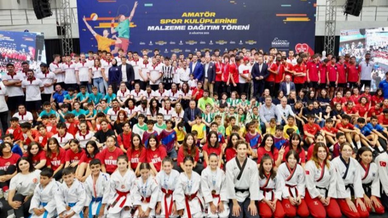 İstanbul Büyükşehir spora ve sporcuya desteği artarak sürüyor