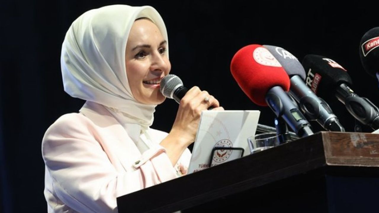 Aile ve Sosyal Hizmetler 81 İlde 'Aile Çalıştayı' düzenleyecek