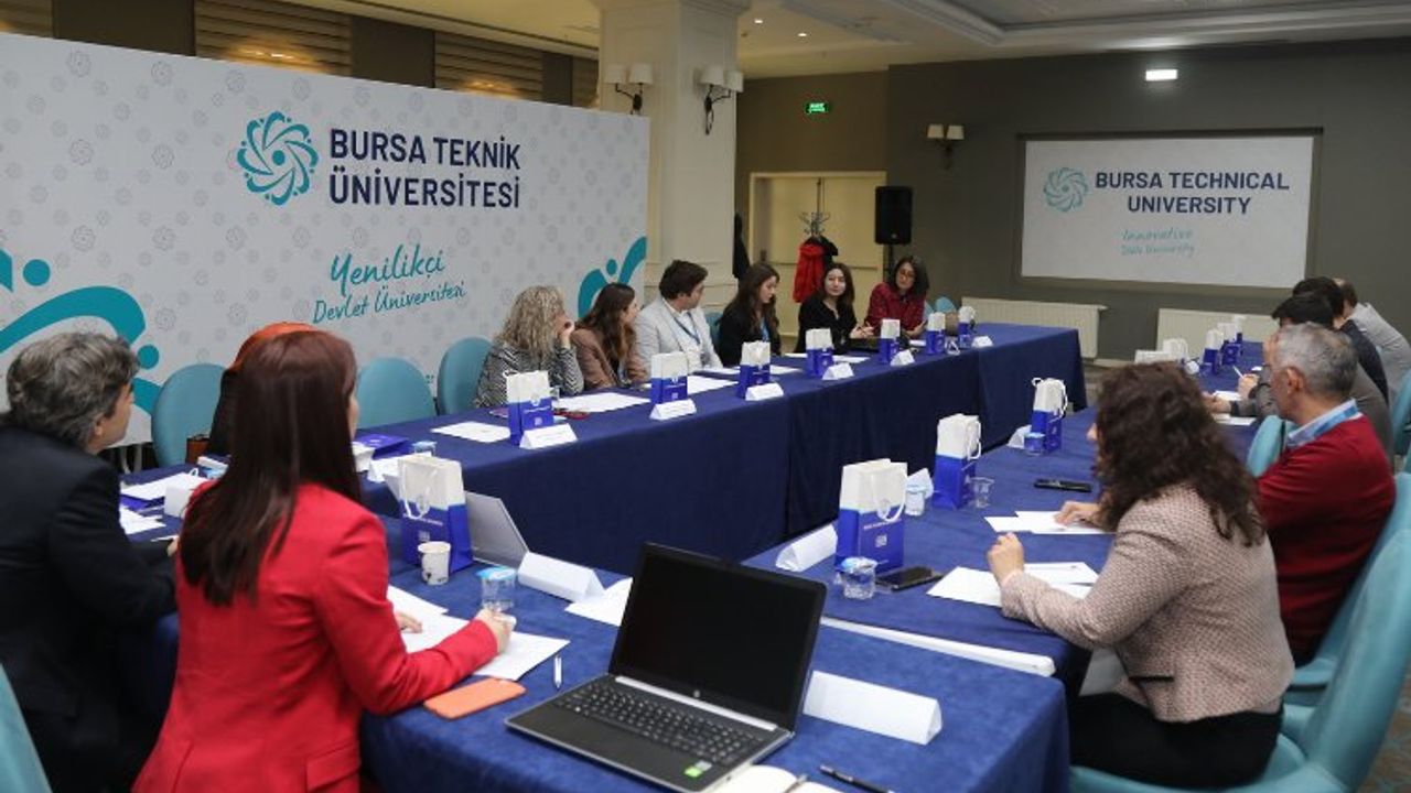BTÜ’de Kariyer Merkezleri Çalıştayı