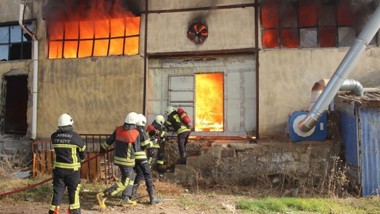 Kayseri itfaiyesinden OSB yangınına müdahale