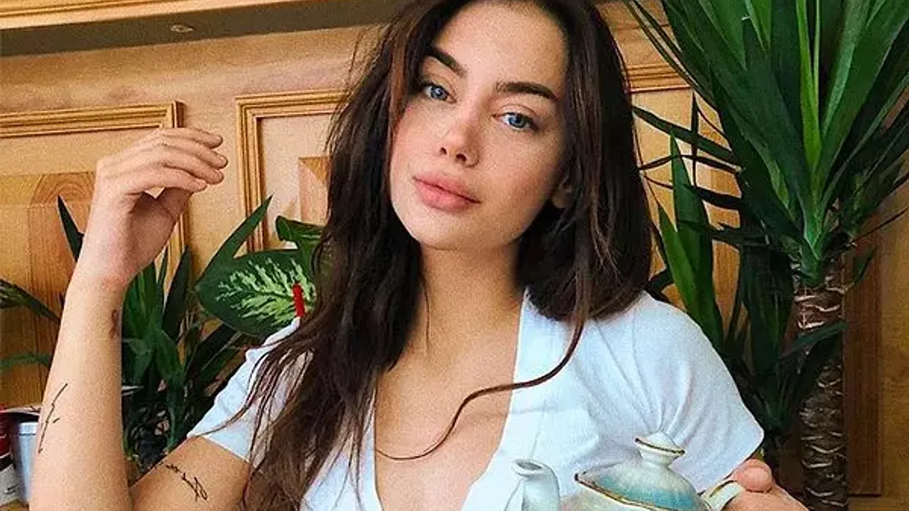 Öykü berkan eski sevgilisi