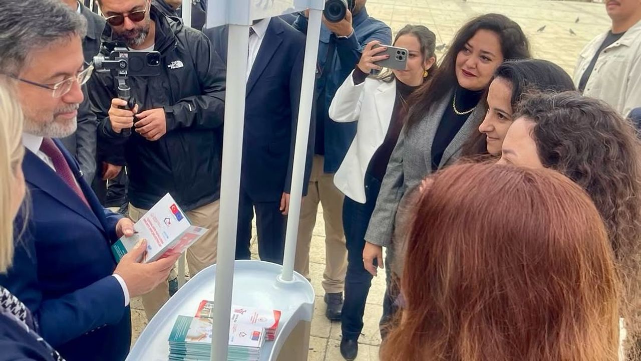 Bakan Yumaklı da ziyaret etti: Kastamonu'da açılan stant ilgi gördü!