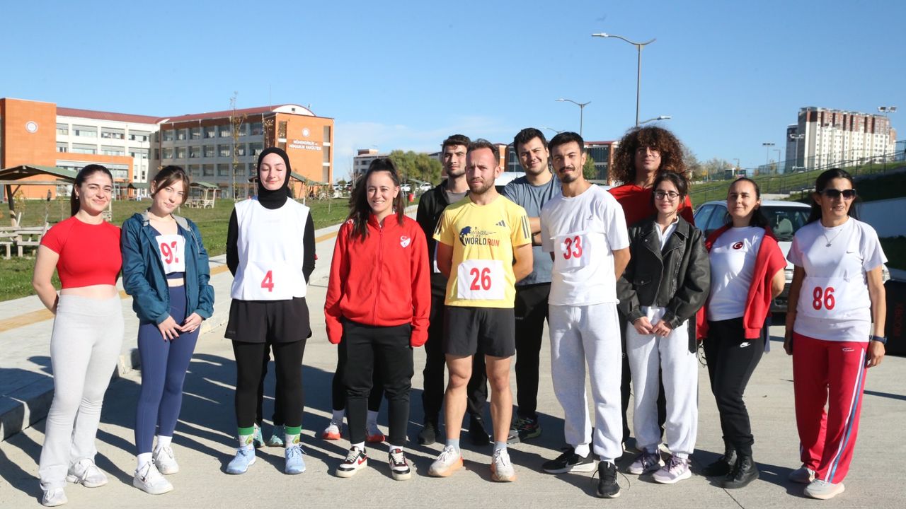 Kastamonu Üniversitesi’nde Cumhuriyet’in 102. Yılı Sporla Kutlandı