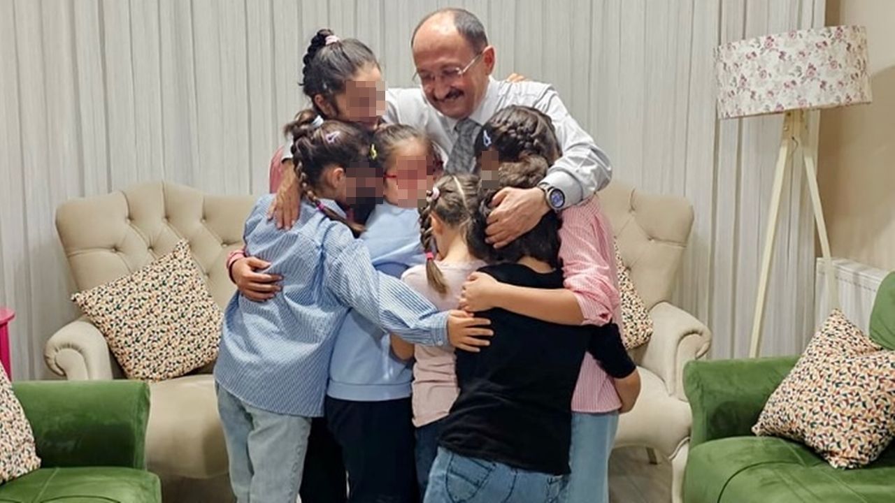 Kastamonu’da en 'baba' hareket: Vali Yardımcısı çocuklarla