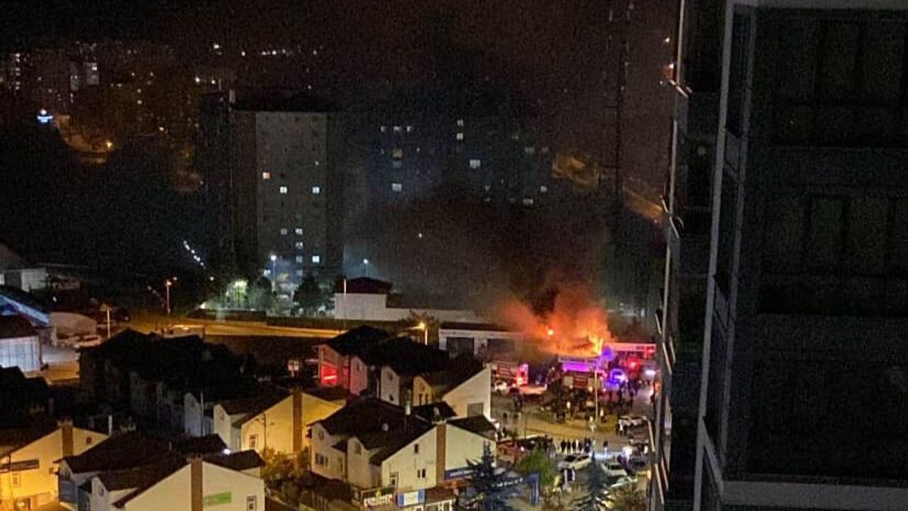 Kastamonu'da işyerinde korkutan yangın!