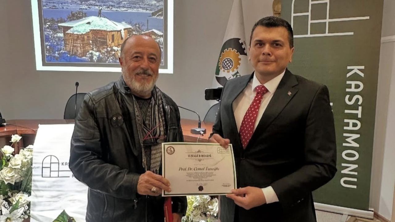 Kaymakam Pazarcı, Kastamonu'daki 'Bir Keşfin Hikayesi' Programına Katıldı