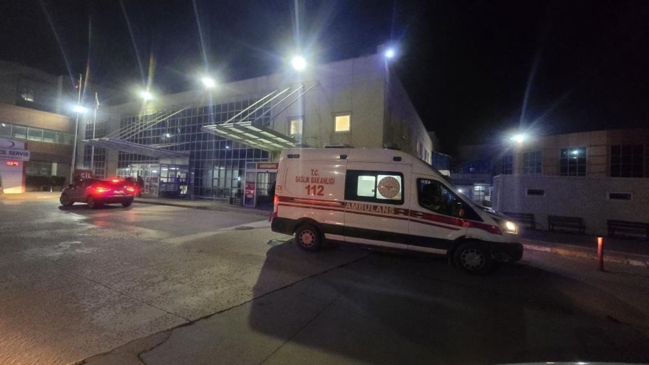 Kız Yurdunda Alarm: 80 Öğrenci Hastaneye Kaldırıldı