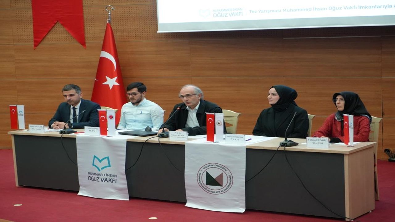 Kastamonu Üniversitesi'nde Genç Akademisyenler İslam Medeniyetine Katkılarını Paylaştı