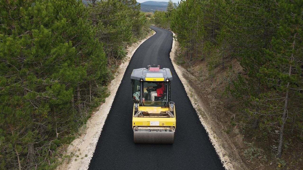 Taşköprü'nün Arslanlı Köyünde yol asfaltlandı