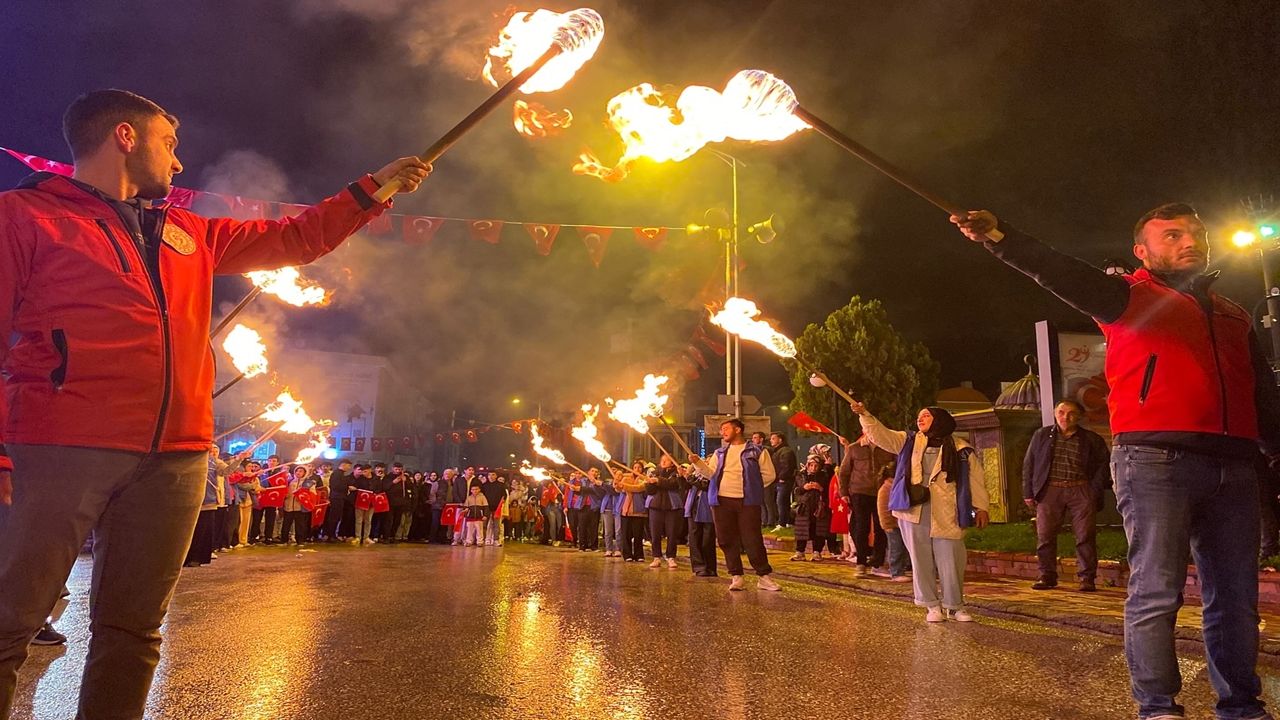 Kastamonu’da Cumhuriyet ateşi
