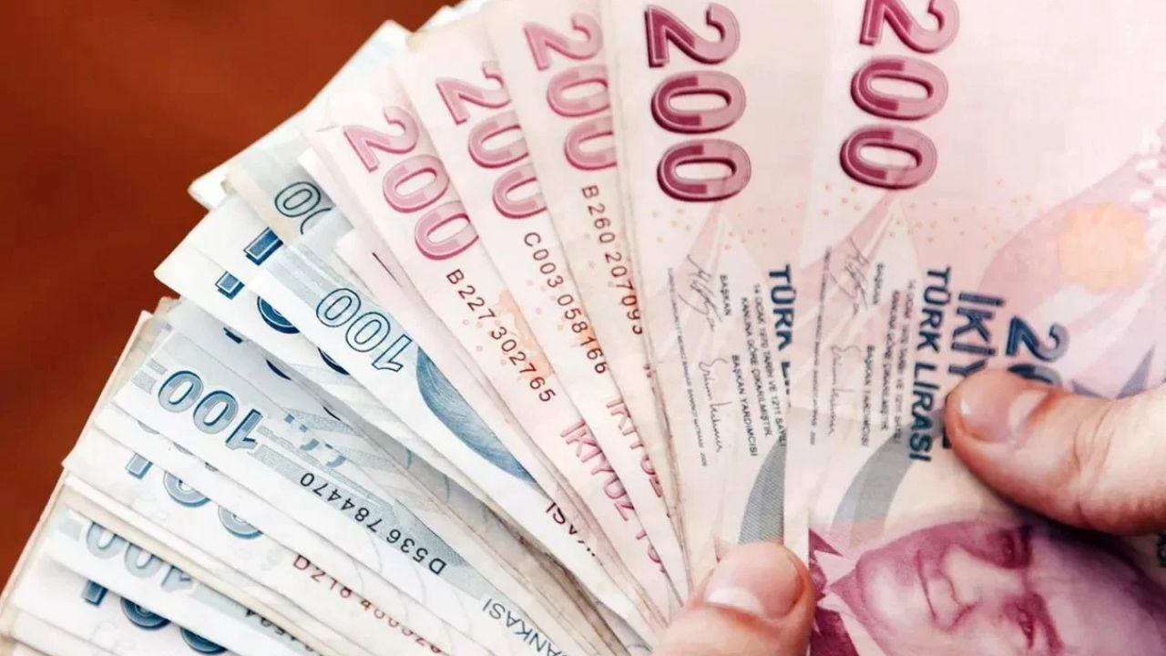 Emeklilerin gözü Meclis'te! Kabul edilirse her ay 25 bin TL alacaklar