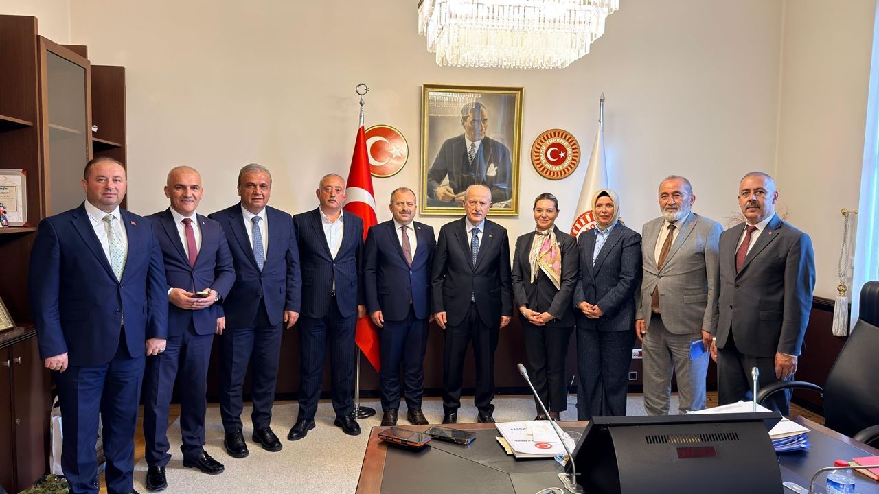 AK Parti Kastamonu Milletvekilleri ve Belediye Başkanlarından Bakan Yardımcısı Hasan Suver’e ziyaret