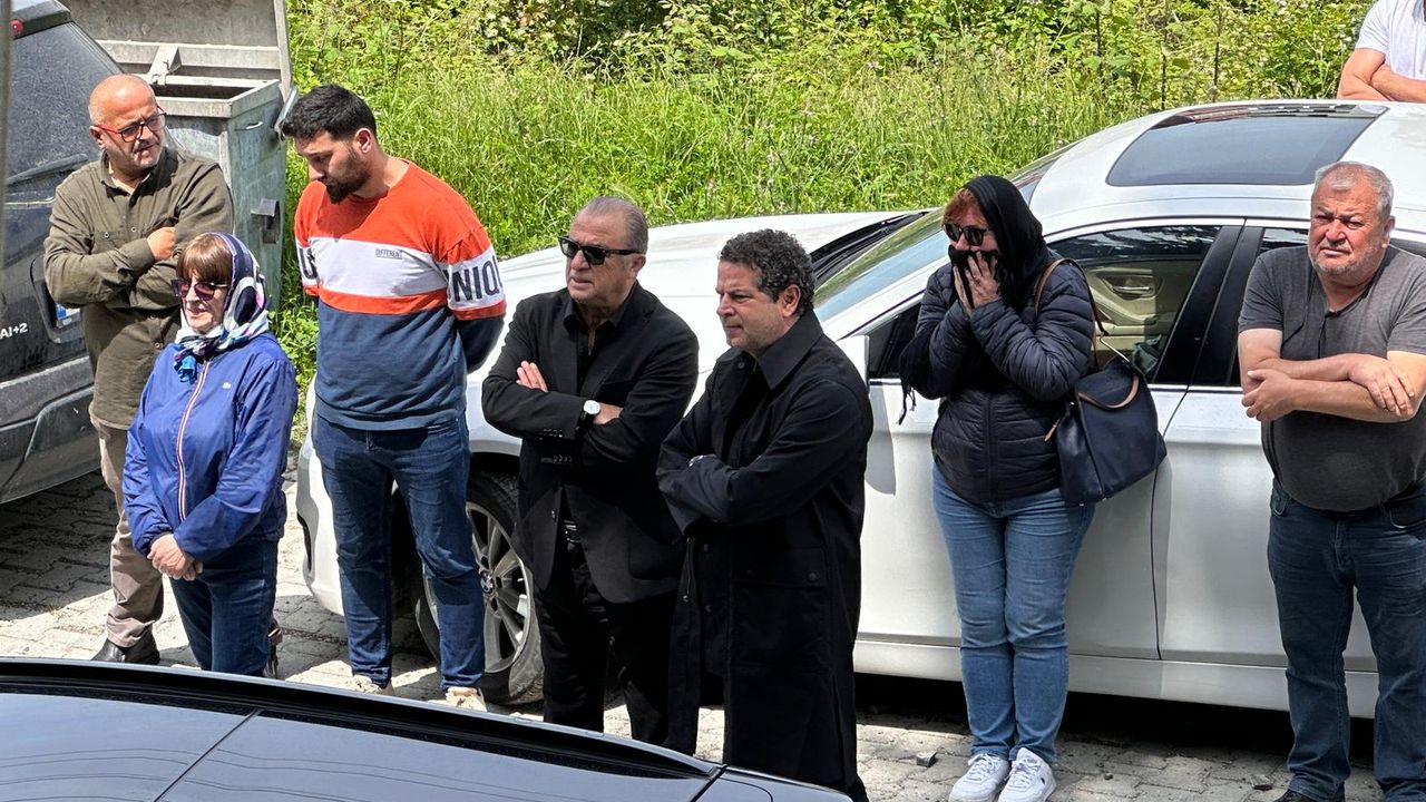 Fatih Terim ve Cüneyt Özdemir'de Kastamonu'daki cenaze törenine katıldı