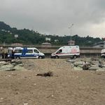 Dalgalar iki kardeşi ayırdı: Birinden acı haber