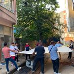Komşu ilde 5. katta korku dolu anlar: Ekipler kadını ikna ederek kurtardı