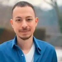 Egemen Taştekin Kimdir?