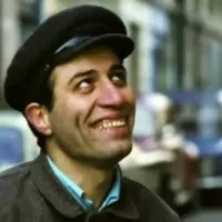 Kemal Sunal Kimdir?