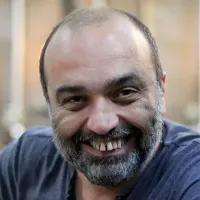 Ayhan Taş Kimdir?