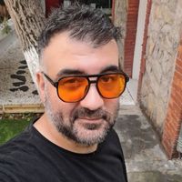 Emrah Uslu Kimdir?