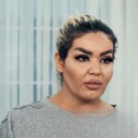 Neda Razgouy kimdir?