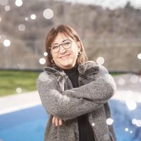 Yıldız Güneş Kimdir?