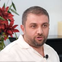 Vedat Babuşçu Kimdir?