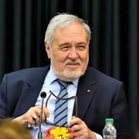 İlber Ortaaylı Kimdir?