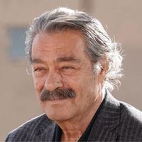 Kadir İnanır Kimdir?