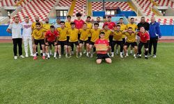 Taşköprüspor'a İlçe Gençlik ve Spor Müdürlüğü'nden Sürpriz Ziyaret