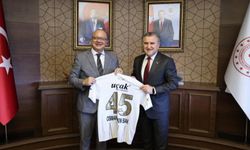 Bakan Bak'a Manisa'dan ziyaret