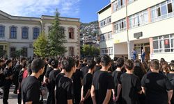 Başkan Dündar, Bursa Erkek Lisesi öğrencileriyle buluştu