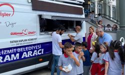 Başkan Hürriyet'ten öğrencilere tatlı sürpriz