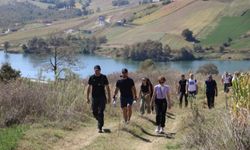 İzmit'te 'Bizim Köy Doğa Yürüyüş'leri sürüyor
