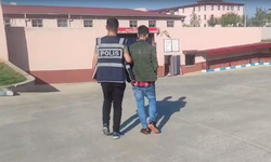 Anne ve babasını darp etti