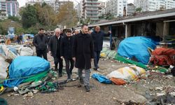 AK Parti Milletvekili Öztürk, fırtınadan zarar gören balıkçı barınağını ziyaret etti