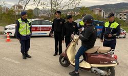 Samsun'da jandarmadan motosiklet sürücülerine yönelik denetim