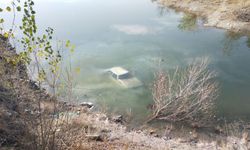 Otomobil baraj gölüne uçtu: 1 ölü