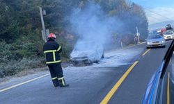 Bolu Dağı'nda bir araç alev aldı!