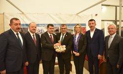 Başkan Çatal, Ankara'da Taşköprü'nün tanıtımını yaptı!