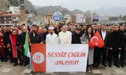 Amasya Üniversitesince Gazze için "sessiz yürüyüş" gerçekleştirildi