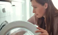 Çamaşır makineniz çok mu ses çıkarıyor? Bu yöntemleri deneyin!