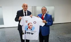 Keçiören Belediye Başkanı Altınok'a 'Şerife Bacı Maratonu' için teşkkür