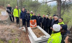 Şehit polis Kadir Atan, 47. ölüm yıldönümünde Kastamonu’da kabri başında anıldı