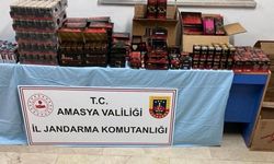 Amasya’da bir iş yerinde çok sayıda kaçak ürün ele geçirildi