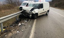 Tokat'ta zincirleme trafik kazasında 2 kişi yaralandı