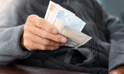 Emekliye ek zam kararı Resmi Gazete'de yayımlandı: İşte en düşük emekli maaşı!