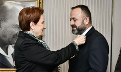 Akşener, Kastamonu Belediye Başkan Adayına rozet taktı