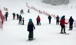 Ilgaz Yurduntepe Kayak Merkezi'nde yoğunluk sürüyor..! (Video Haber)