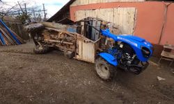 Kastamonu'da pat pat kazası: Devrilen aracın altında kalmaktan son anda kurtuldu