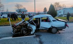 İki otomobil çarpıştı: 1 ölü, 5 yaralı!..